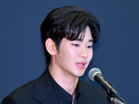 김수현 ‘AI 음성조작’ 입증하는데 1년