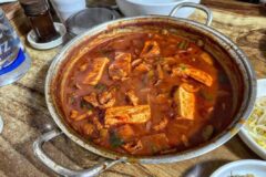 끓일수록 깊은 맛이 우러나오는 돼지찌개 맛집 5