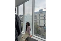 신세경, 꾸안꾸 스타일링의 정석 보여준 데일리 패션
