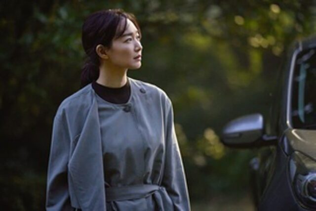 신민아의 다음 얼굴… ‘눈동자’