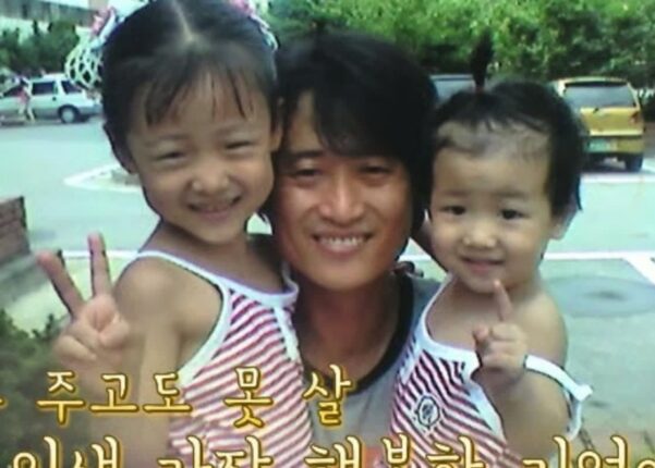 유치원비 없어 봄에도 아이를 유치원에 못보낸 36년 무명배우의 반전