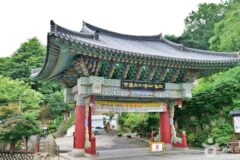 “서울 도심에 이런 곳이?”… 산길 따라 만나는 1천년 고찰 명소