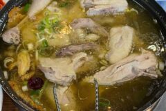 부드럽고 담백한 보양식 끝판왕! 전국 백숙 맛집 5