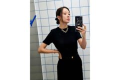 소유진, 블랙 패션의 정석…고급스러운 분위기 눈길