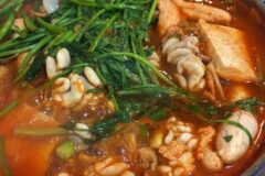 국물 한 수저에 ‘크아~!’소리 절로 나오는 서울 매운탕 맛집 5