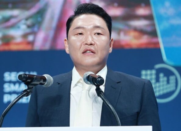 공연 한번 할 때마다 5천만원씩 번다는 “싸이가 타고 다니는” 럭셔리 외제차 SUV