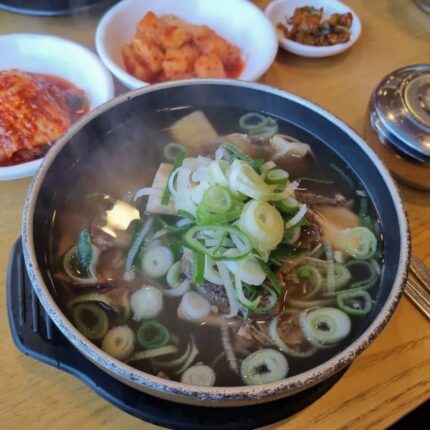 진하게 속 풀어주는 전국 갈비탕 맛집 5
