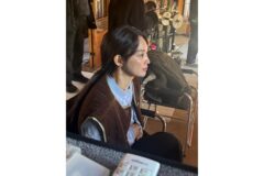 신민아, 촬영 대기 중에도 여전한 여신 비주얼