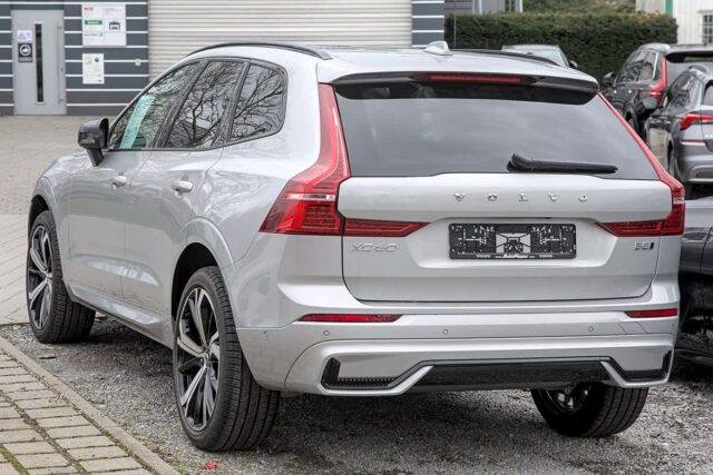 “북유럽이 다시 왔다” 볼보 XC60, PHEV로 부활