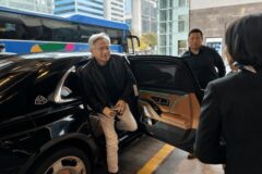 7개월만에 한국 찾아온 젠슨황” 250조 원 자산가가 평소 타고 다니는 차량의 정체는?