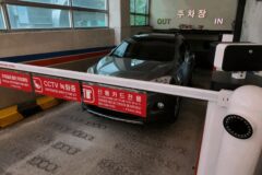 “출구만 나오면 꼭 사고 납니다”…운전자 10명 중 8명이 놓치는 가장 위험한 행동