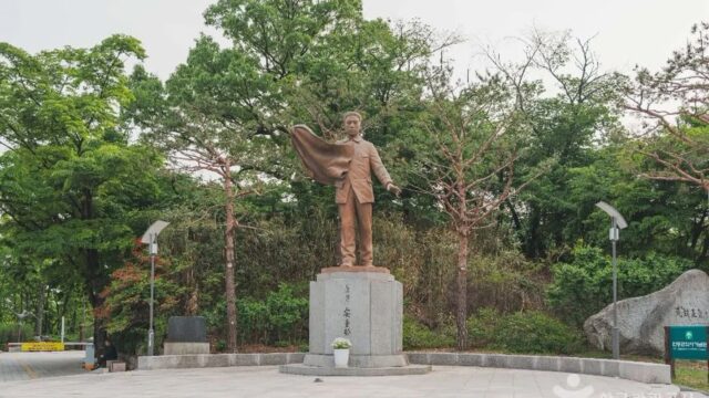 “서울역에서 10분 거리에 이런 곳이?”… 역사 숨결 그대로 간직한 명소 안중근의사 동상