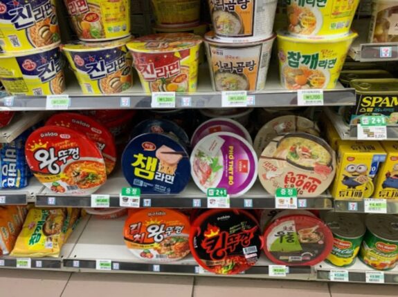 “누적 100억개 판매” 미국과 유럽까지도 초대박 터졌다는 ‘K푸드 정체’