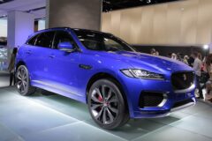 “영국 신사의 SUV” 재규어 F-PACE, 우아함의 정점