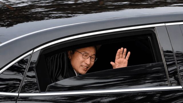 이명박 대통령은 “항상 이 자동차만 이용 해왔습니다” 안전 방어에서 1등이라고 손 꼽히는 차