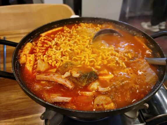 “단돈 5000원에 식사 한 끼를?” 5천원 서울 갓성비 맛집 5곳