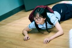통쾌 그 자체…공개되자 마자 넷플릭스 1위 석권한 국민 사이다 드라마