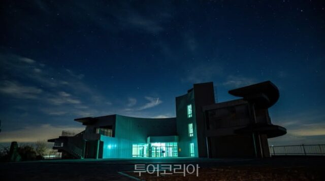 초여름 의령 여행 색다르게 즐기는 법…한우산 별천지부터 동굴법당·야간 산책까지