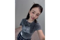 백아연, 사랑스러운 미소 속 빛난 동안 미모…팬들 설레게 한 일상 패션 공개