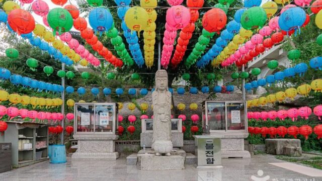 “서울 도심 속에 이런 고요함이?”… 2,000㎡ 절경의 전통 사찰 명소