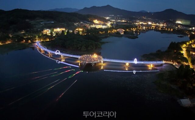 낮엔 호수 산책, 밤엔 달빛 정원…6월 아산에 더 오래 머물고 싶은 이유