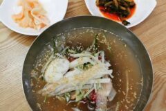 더위야 물러가라! 살얼음 동동 띄운 물냉면 맛집 5