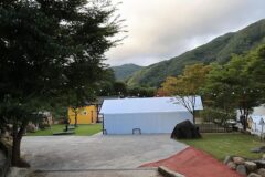 “도심 소음에서 벗어나니 진짜 평화롭다”… 밤하늘 별빛 아래 2만 평 힐링 캠핑 여행지