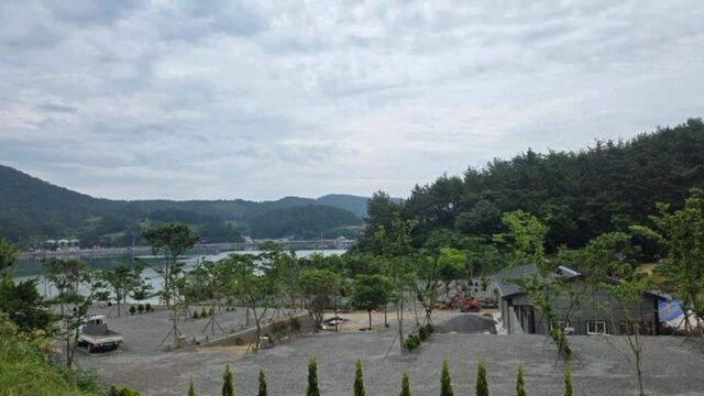 “10만㎡ 속 바다 향기가 이렇게 진하게”… 경남의 힐링 명소