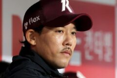 ‘오전 6시’ 만취운전 경찰차까지 들이받아..키움 이용규 코치 야구인생 위기
