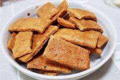 3분완성! 전자레인지로 바삭한 ‘어묵칩’ 만들기