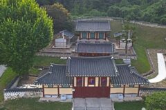 “이렇게 고요한 300년 고택은 처음이야”… 선비의 숨결 따라 걷는 진천 명소