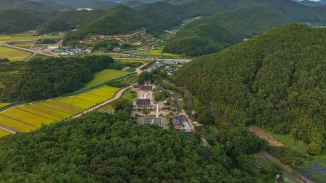 “진짜 고요함이 이런 거였어!”… 4계절 변화 속 자연과 하나 되는 명소