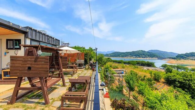 “단 하나뿐인 카라반이라니?”… 1일 1가족만 누릴 수 있는 황매산 자연 캠핑 여행지