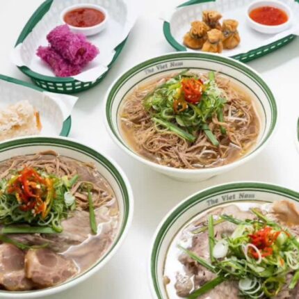 찐하게 우린 육수와 쌀면이 어우러진 서울 쌀국수 찐 맛집 5곳 공개