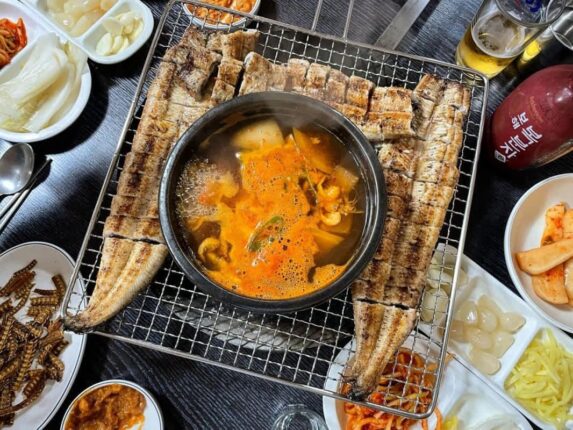 여름 오기 전 꼭 가야 할 백년가게 보양식 맛집 5곳