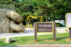“서울 도심 속 10,000㎡ 자연과 놀이 한편이라니”… 아이들과 함께 놀 수 있는 하계어린이공원