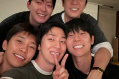 임영웅 생일에 모인 뜻밖의 인맥들…“이 사람까지 왔다고?”
