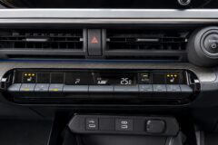“A/C 버튼 계속 켜두면 안 된다?” 운전자들이 가장 많이 착각하는 이유