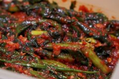 제철에만 맛볼 수 있는 맛있는 무청김치 만들기