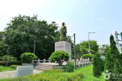 “1.5km 길이의 이 산책로, 이렇게 여유롭다니?”… 고려의 충신 정몽주 기리는 역사 여행지
