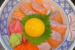 두툼한 연어와 따뜻한 밥의 완벽 조합! 전국 연어덮밥 맛집 5곳
