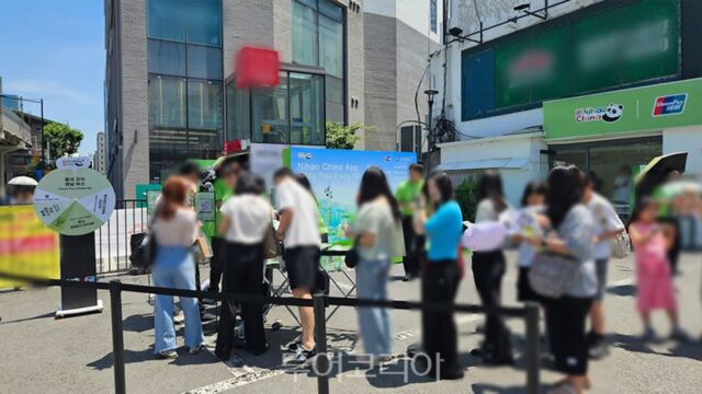 한국인의 중국 여행 300만명…앱 하나로 QR결제·교통·숙박·쇼핑까지 해결