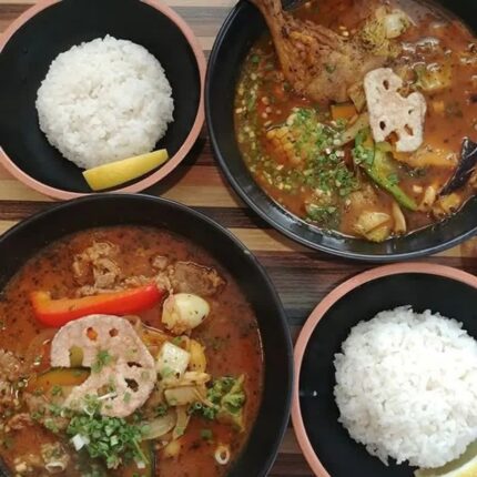 아기자기한 공간에서 맛본다! MZ세대 사로잡은 카레 맛집 4