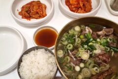 “신촌역에서 걸어서 10분이라니?”… 진짜 고소한 숯불 갈비 맛집 명소