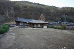 전남 백산 안희제 생가 숙소, 역사 속 평온함을 느껴보세요