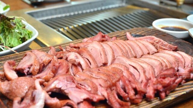 서울 옛골토성 청계산점, 자연 속 맛집에서 특별한 경험