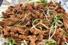 다 때려넣고 볶아먹는 그 맛! 손님 미어터지는 전국 돼지불백 맛집 5곳
