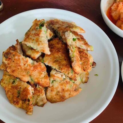 ‘장마 시즌 시작’ 막걸리 한잔이 절로 생각나는 전국 빈대떡 맛집 BEST 5