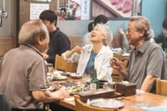센 영화만 살아남은 넷플릭스 영화 순위표에서 ‘먹먹한 감동’으로 상위권 차지한 이 영화