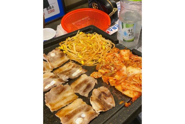 후추 팍팍 뿌려서 기름장 콕! 남녀노소 사랑하는 냉동삼겹살 맛집 5곳